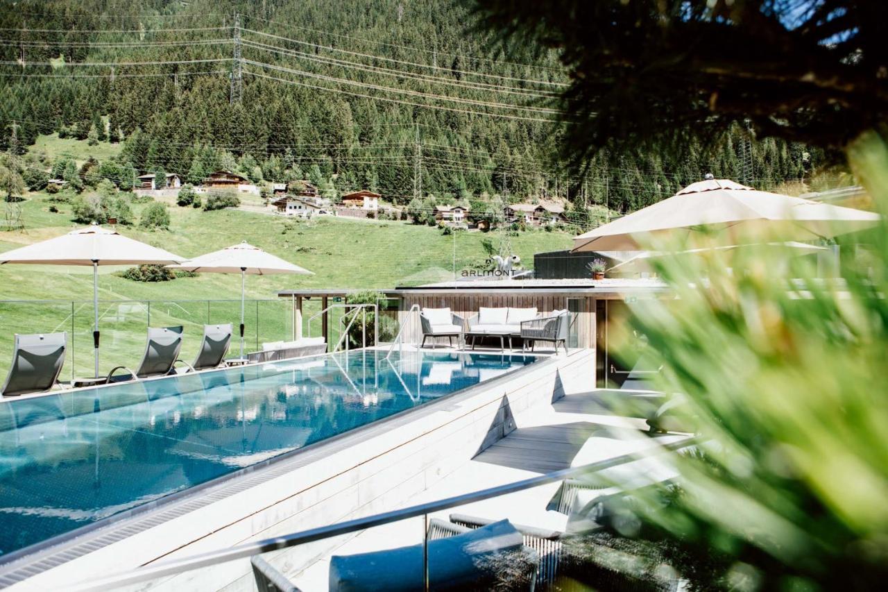 Hotel Arlmont 4 Stern Superior Sankt Anton am Arlberg Exteriör bild