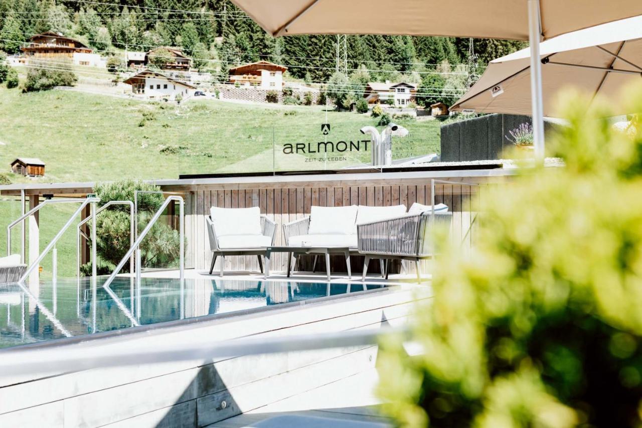 Hotel Arlmont 4 Stern Superior Sankt Anton am Arlberg Exteriör bild